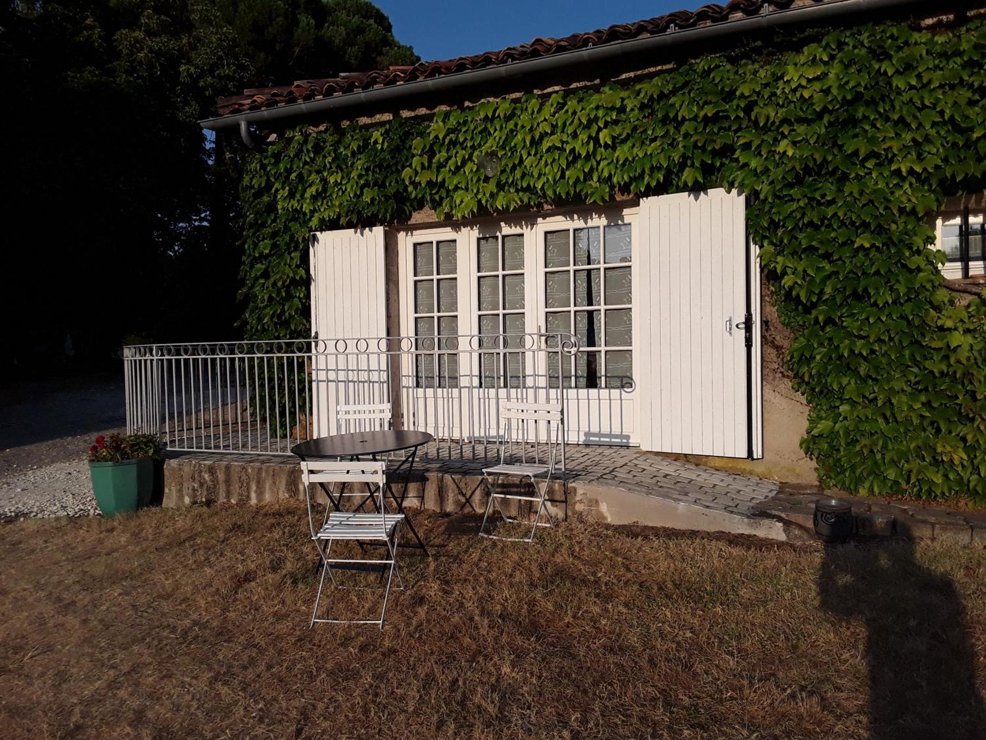Domaine Les Galards Panzió Le Garde Kültér fotó