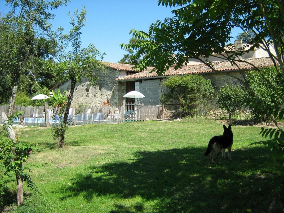 Domaine Les Galards Panzió Le Garde Kültér fotó